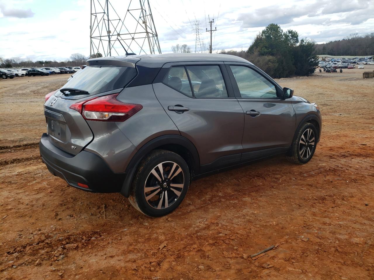 Photo 2 VIN: 3N1CP5CUXJL538877 - NISSAN KICKS 