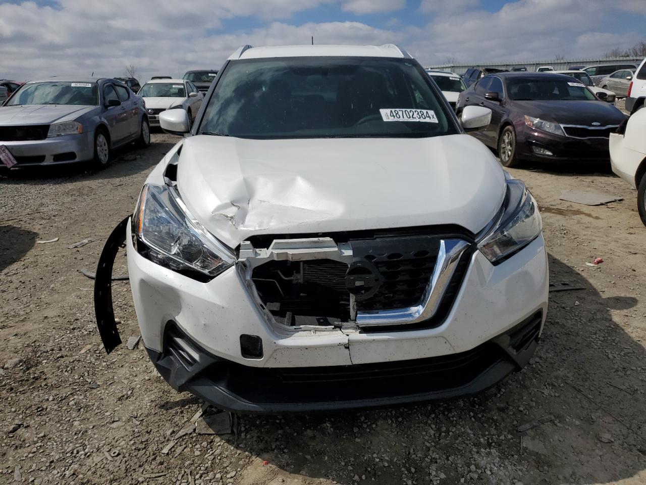 Photo 4 VIN: 3N1CP5CUXJL545330 - NISSAN KICKS 