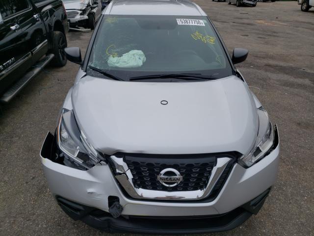 Photo 8 VIN: 3N1CP5CUXKL498558 - NISSAN KICKS S 