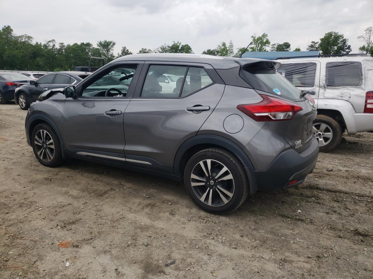 Photo 1 VIN: 3N1CP5CUXKL501135 - NISSAN KICKS 