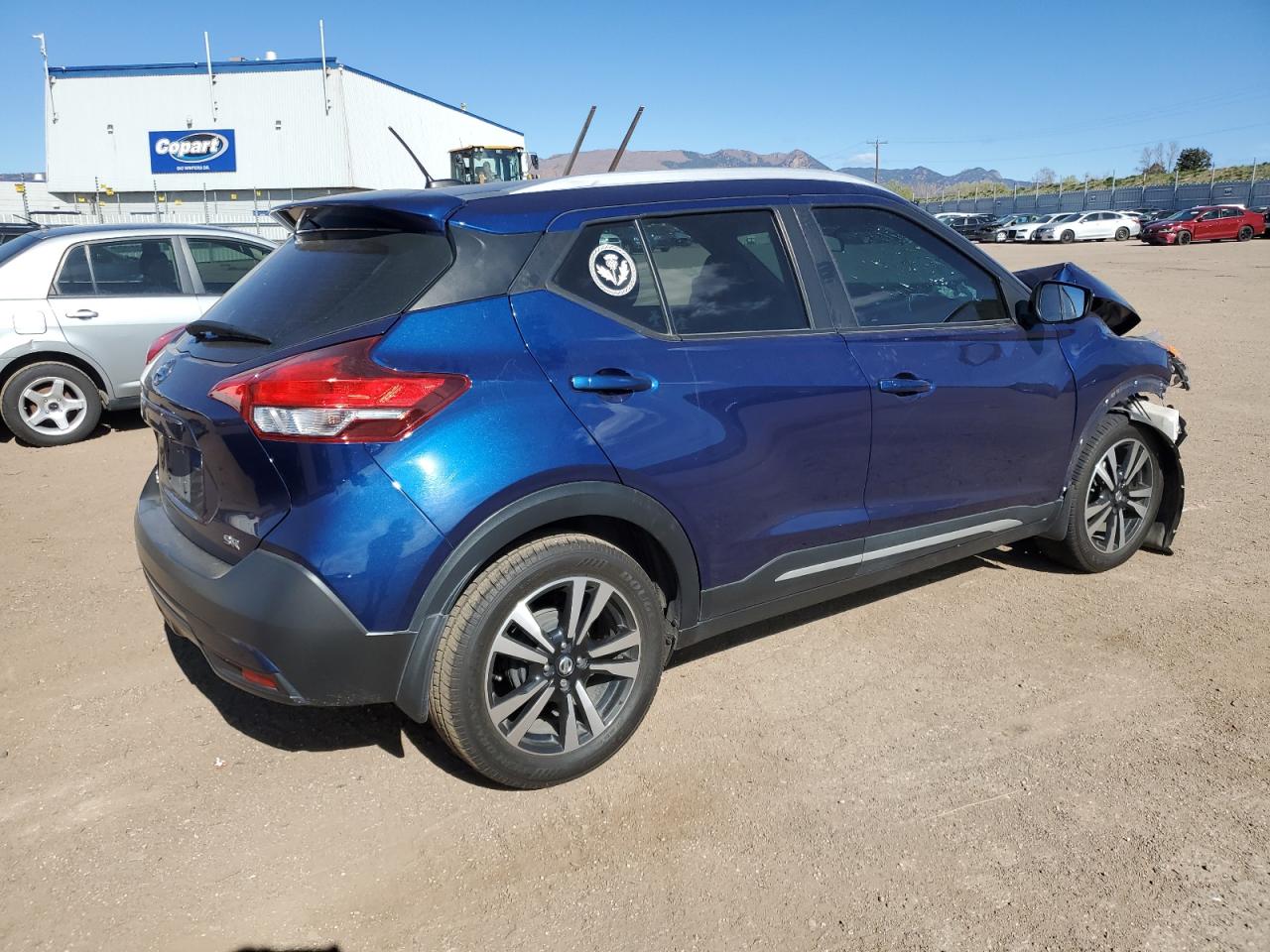 Photo 2 VIN: 3N1CP5CUXKL544728 - NISSAN KICKS 