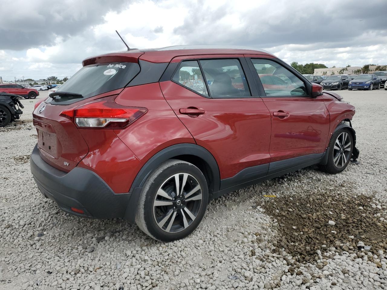 Photo 2 VIN: 3N1CP5CUXKL563215 - NISSAN KICKS 