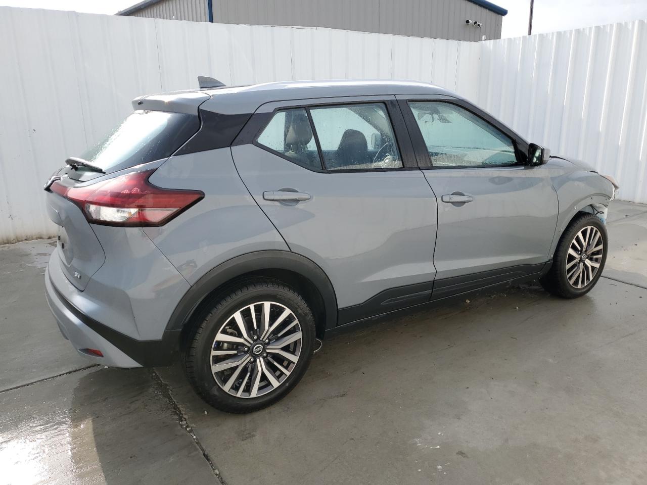 Photo 2 VIN: 3N1CP5CV0ML481473 - NISSAN KICKS 