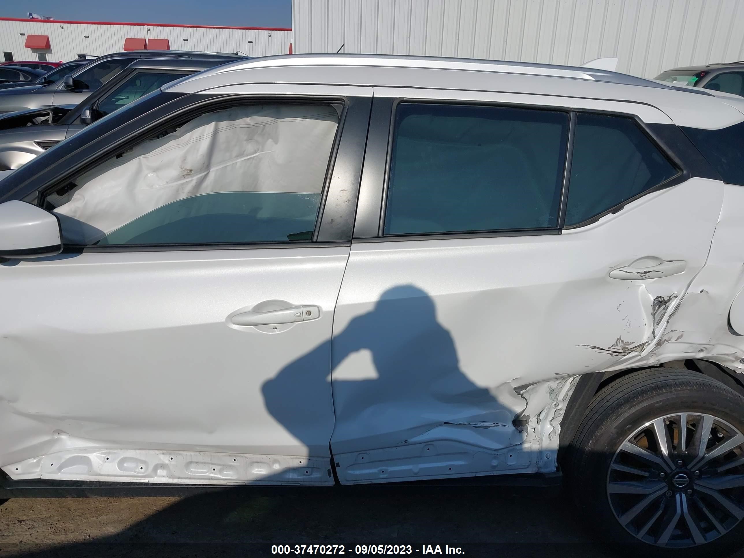 Photo 12 VIN: 3N1CP5CV0ML493638 - NISSAN KICKS 