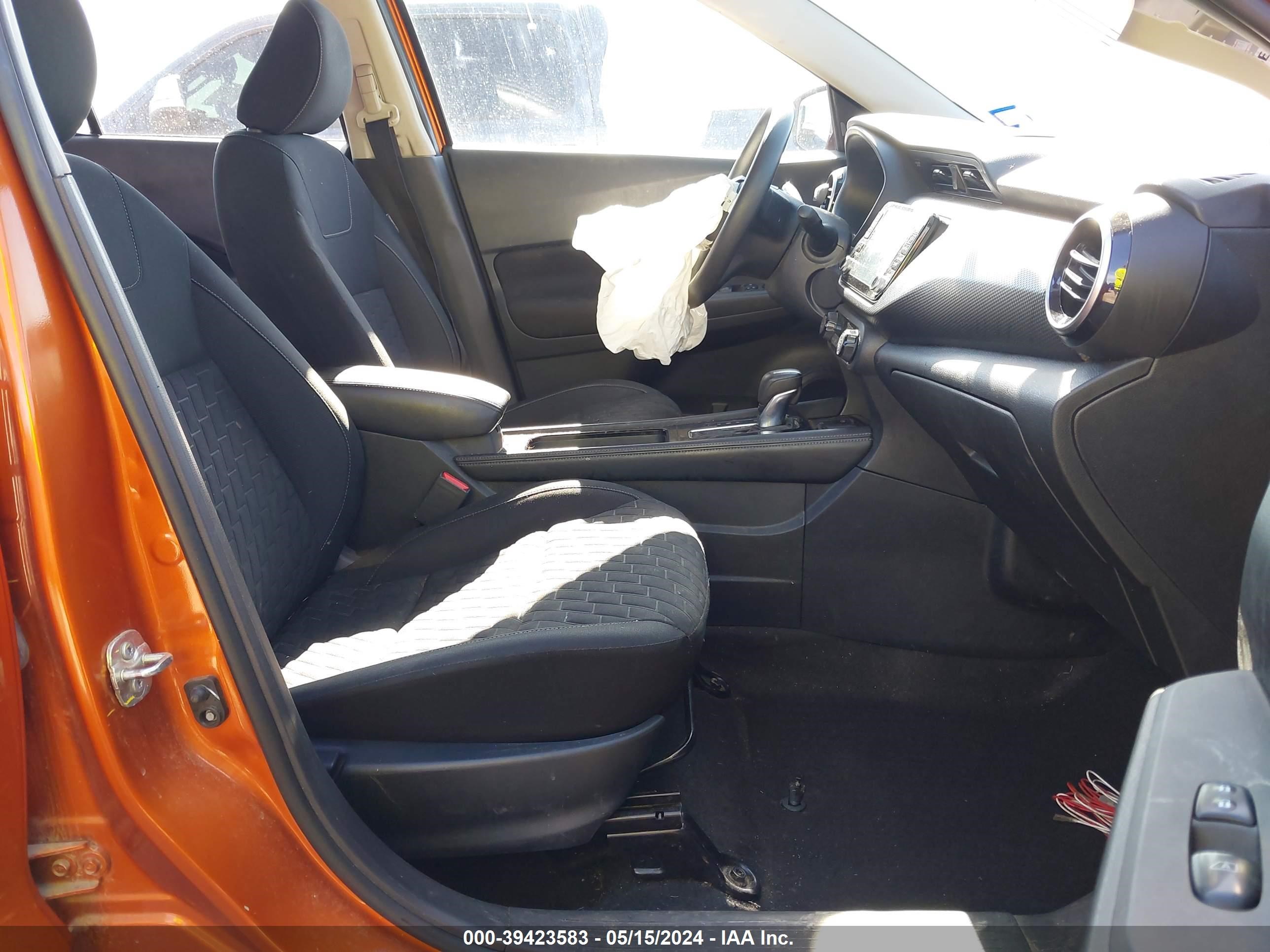 Photo 4 VIN: 3N1CP5CV0ML543793 - NISSAN KICKS 