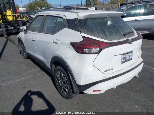 Photo 2 VIN: 3N1CP5CV0NL482849 - NISSAN KICKS 