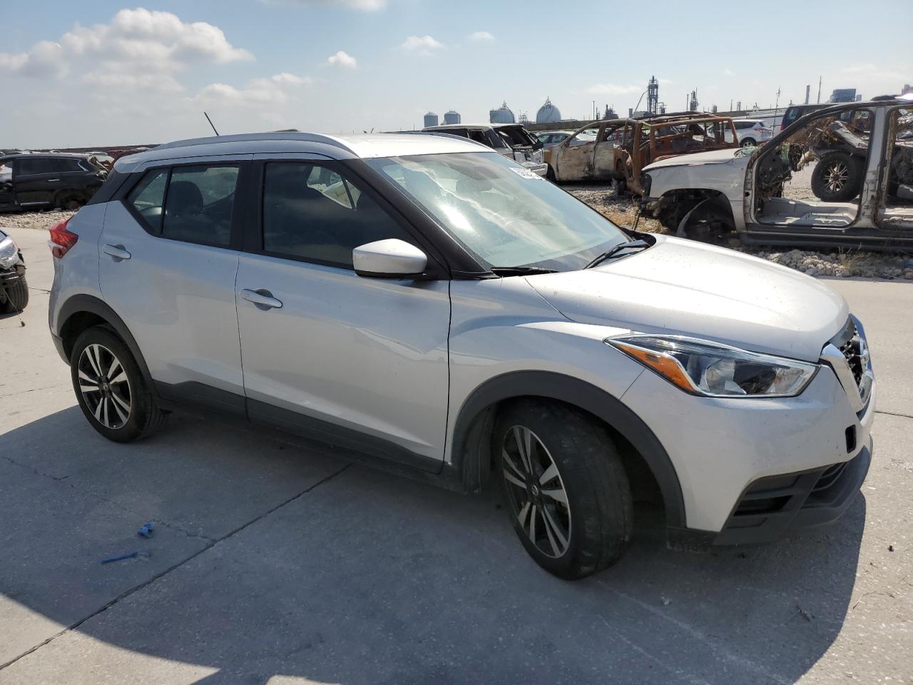 Photo 3 VIN: 3N1CP5CV1LL517461 - NISSAN KICKS 