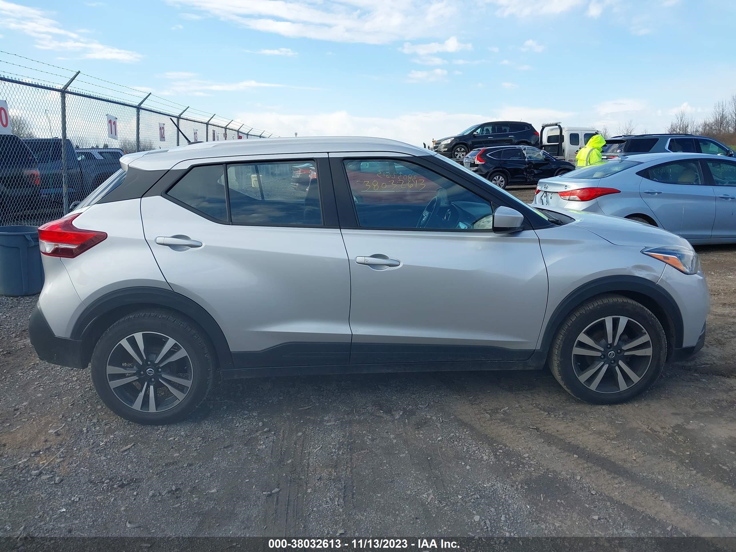 Photo 12 VIN: 3N1CP5CV1LL529528 - NISSAN KICKS 