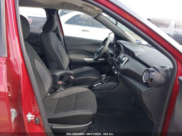 Photo 4 VIN: 3N1CP5CV1LL555501 - NISSAN KICKS 