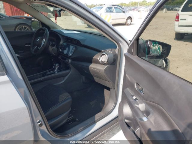 Photo 4 VIN: 3N1CP5CV1ML491848 - NISSAN KICKS 