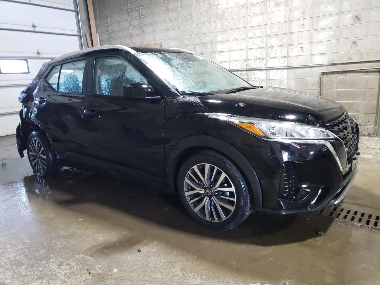 Photo 3 VIN: 3N1CP5CV2ML475691 - NISSAN KICKS 