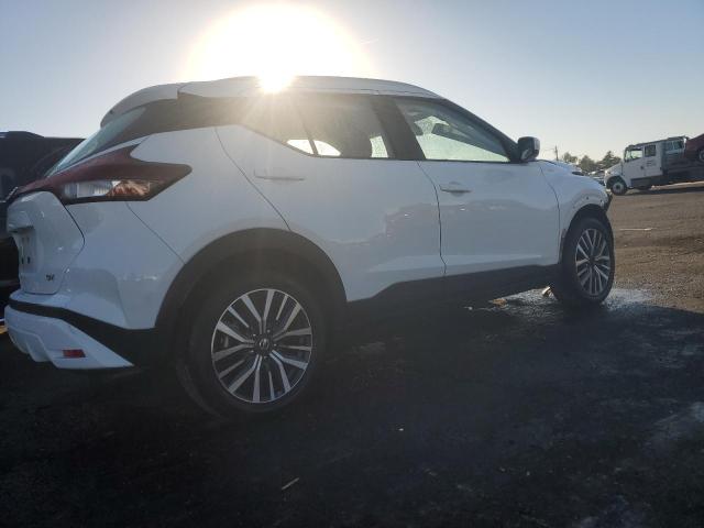 Photo 2 VIN: 3N1CP5CV2ML481345 - NISSAN KICKS SV 