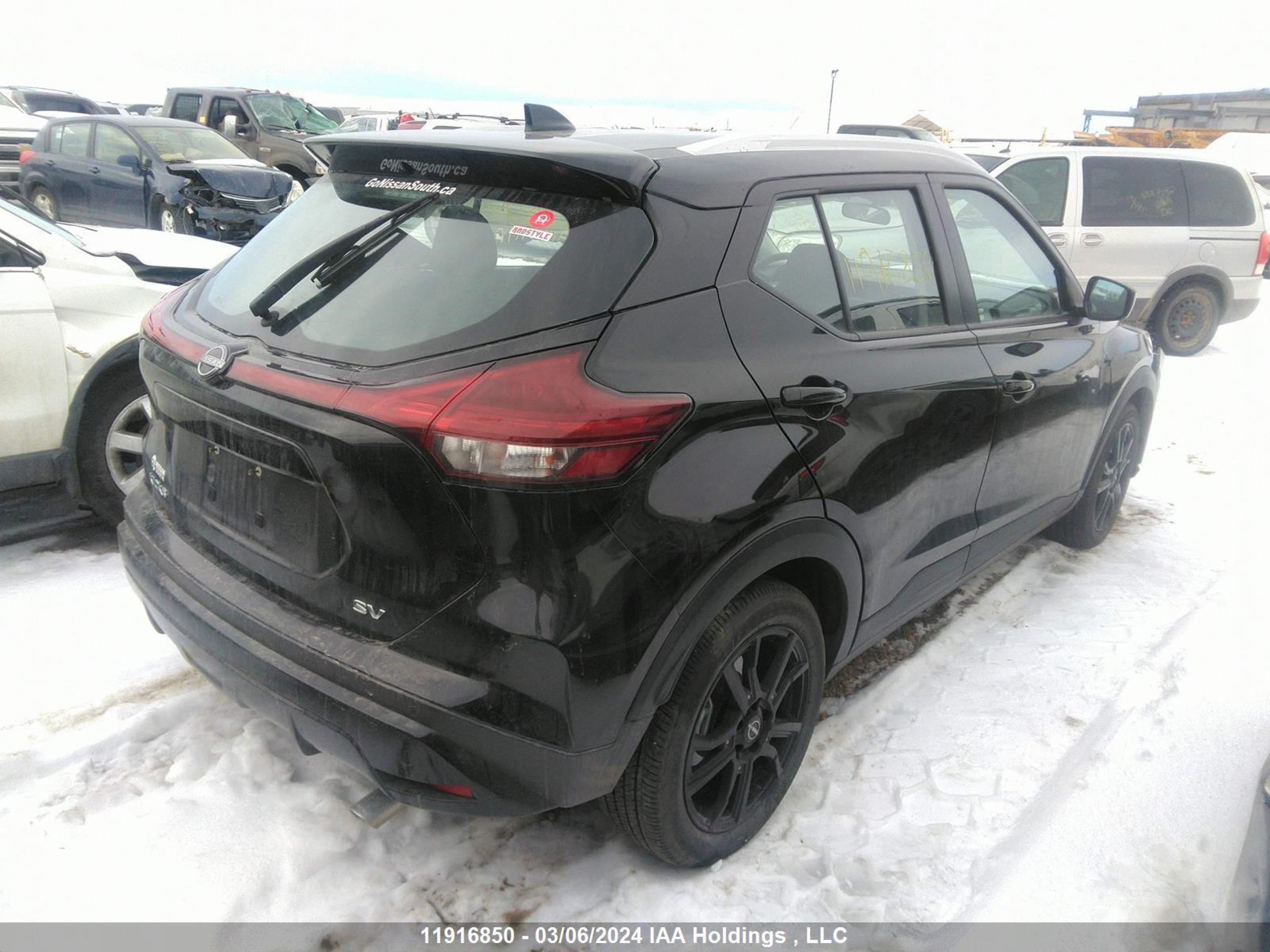 Photo 3 VIN: 3N1CP5CV2NL475465 - NISSAN KICKS 