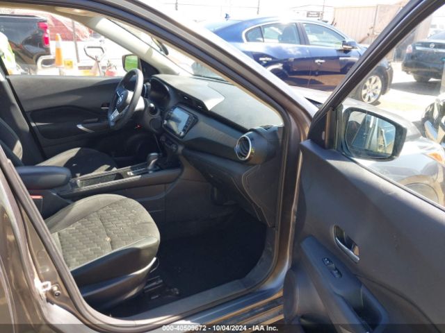 Photo 4 VIN: 3N1CP5CV3ML468345 - NISSAN KICKS 