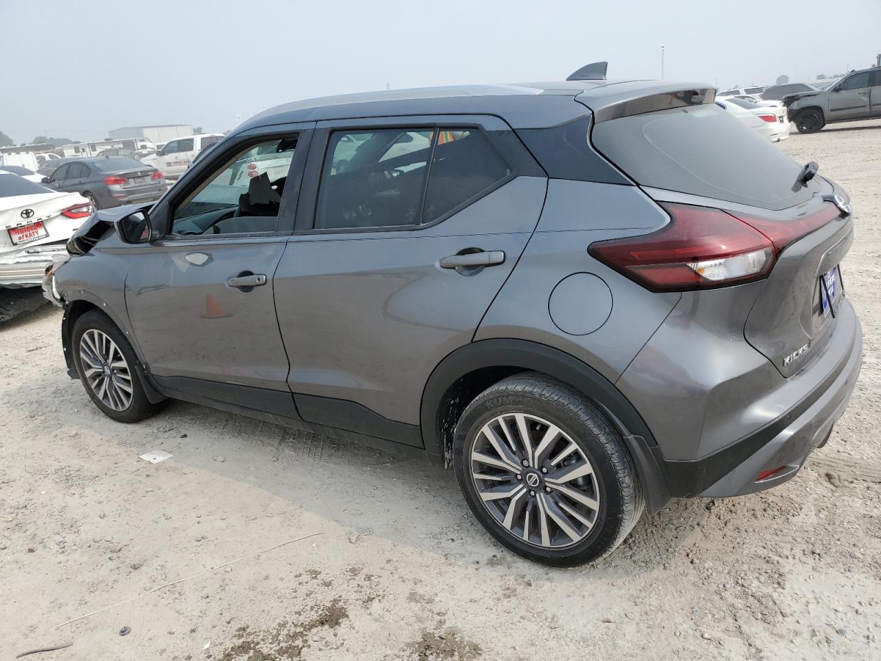 Photo 1 VIN: 3N1CP5CV3ML555419 - NISSAN KICKS 