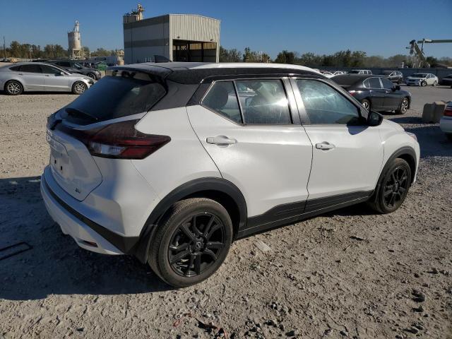 Photo 2 VIN: 3N1CP5CV3PL492651 - NISSAN KICKS SV 