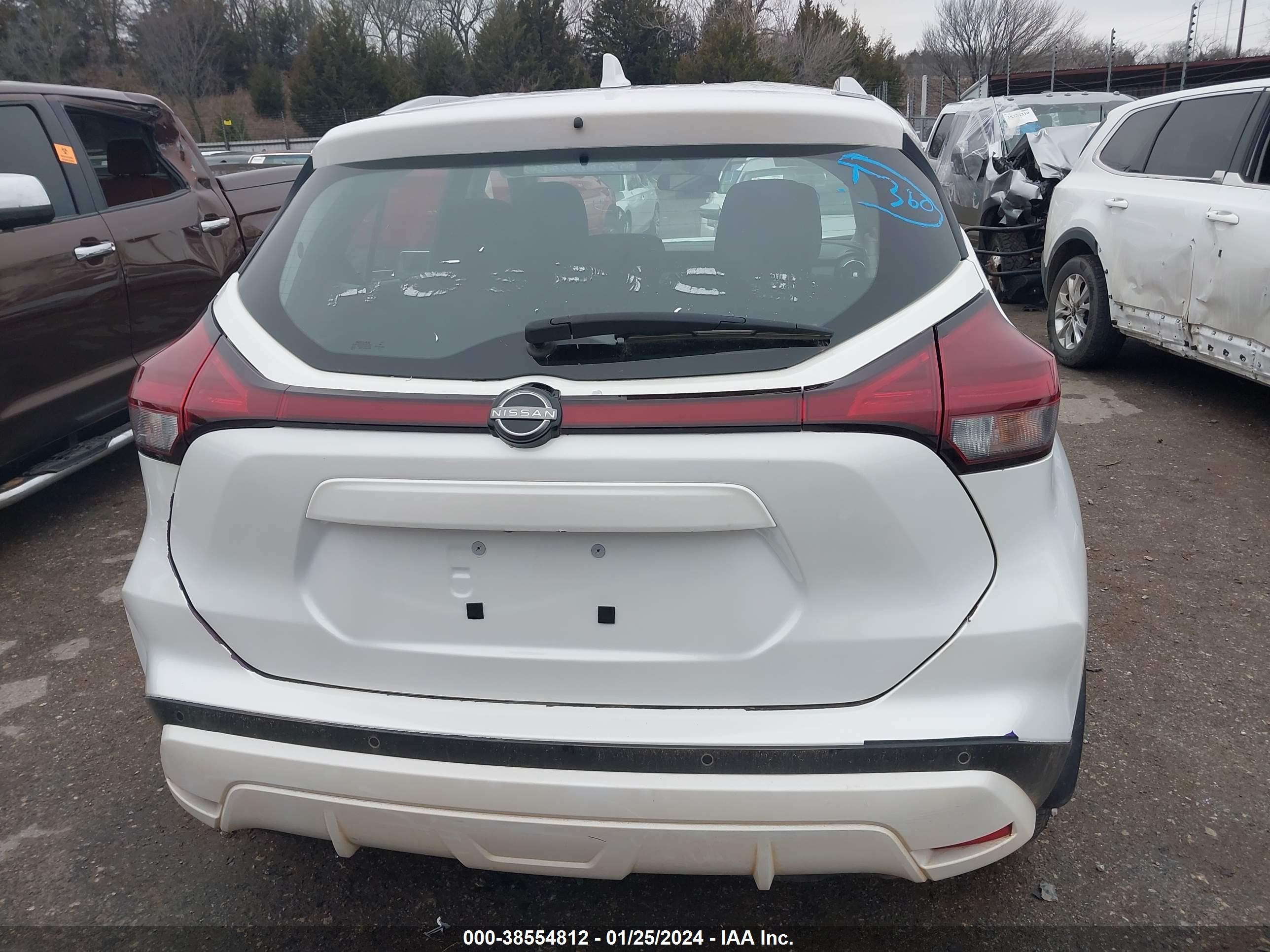 Photo 16 VIN: 3N1CP5CV3PL493315 - NISSAN KICKS 