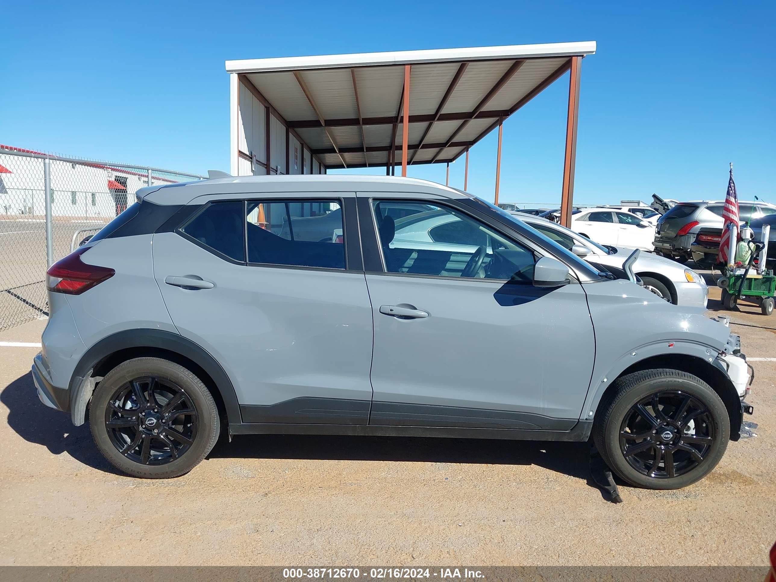 Photo 12 VIN: 3N1CP5CV3PL532548 - NISSAN KICKS 