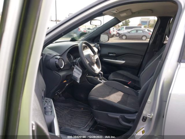 Photo 4 VIN: 3N1CP5CV4LL477196 - NISSAN KICKS 