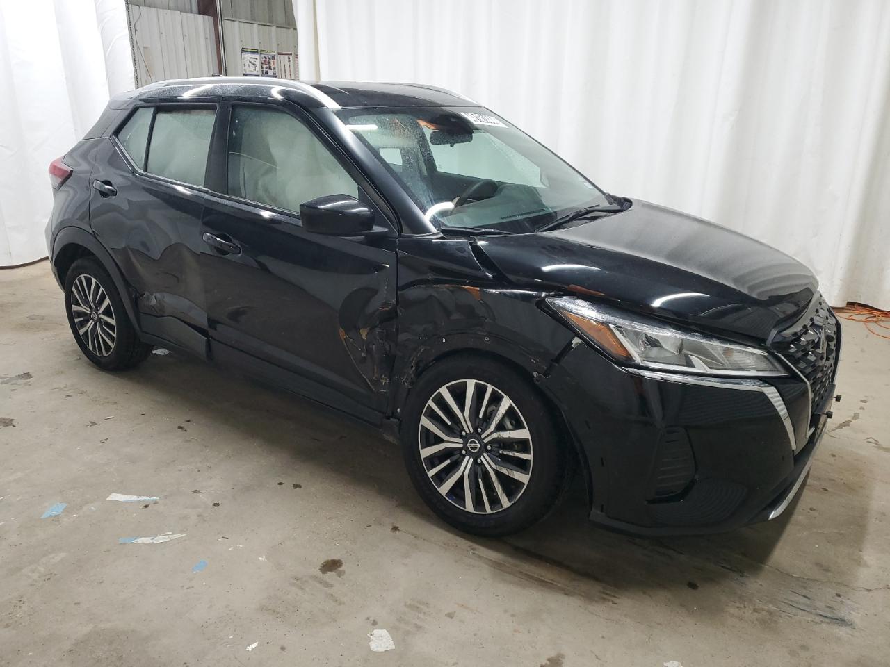 Photo 3 VIN: 3N1CP5CV4ML471710 - NISSAN KICKS 