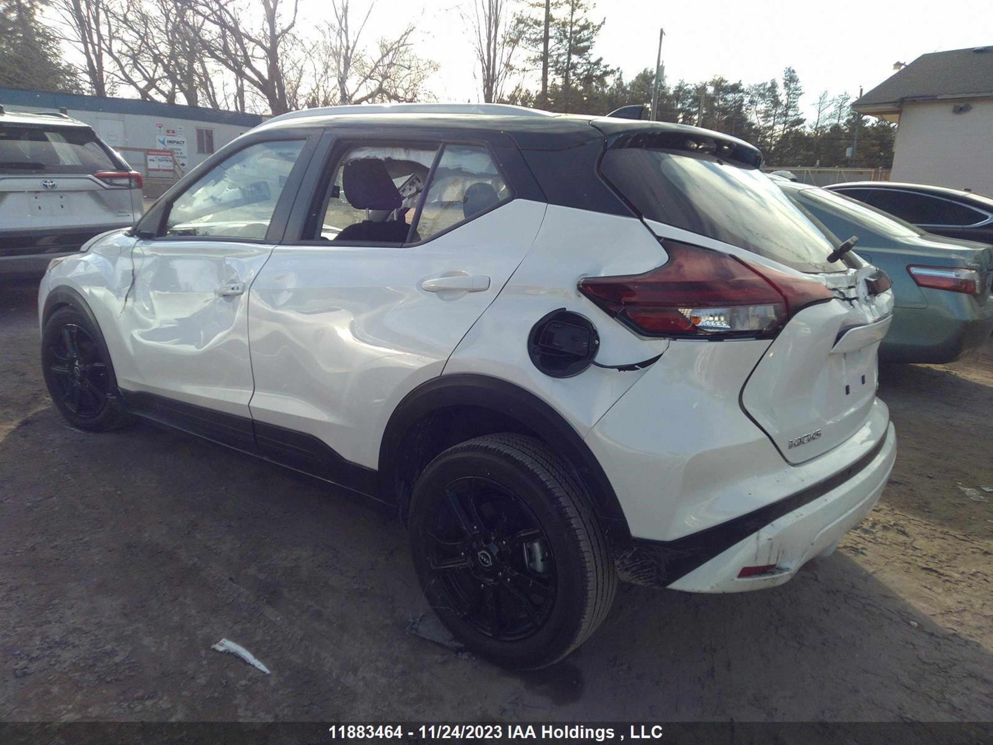 Photo 2 VIN: 3N1CP5CV4PL507948 - NISSAN KICKS 