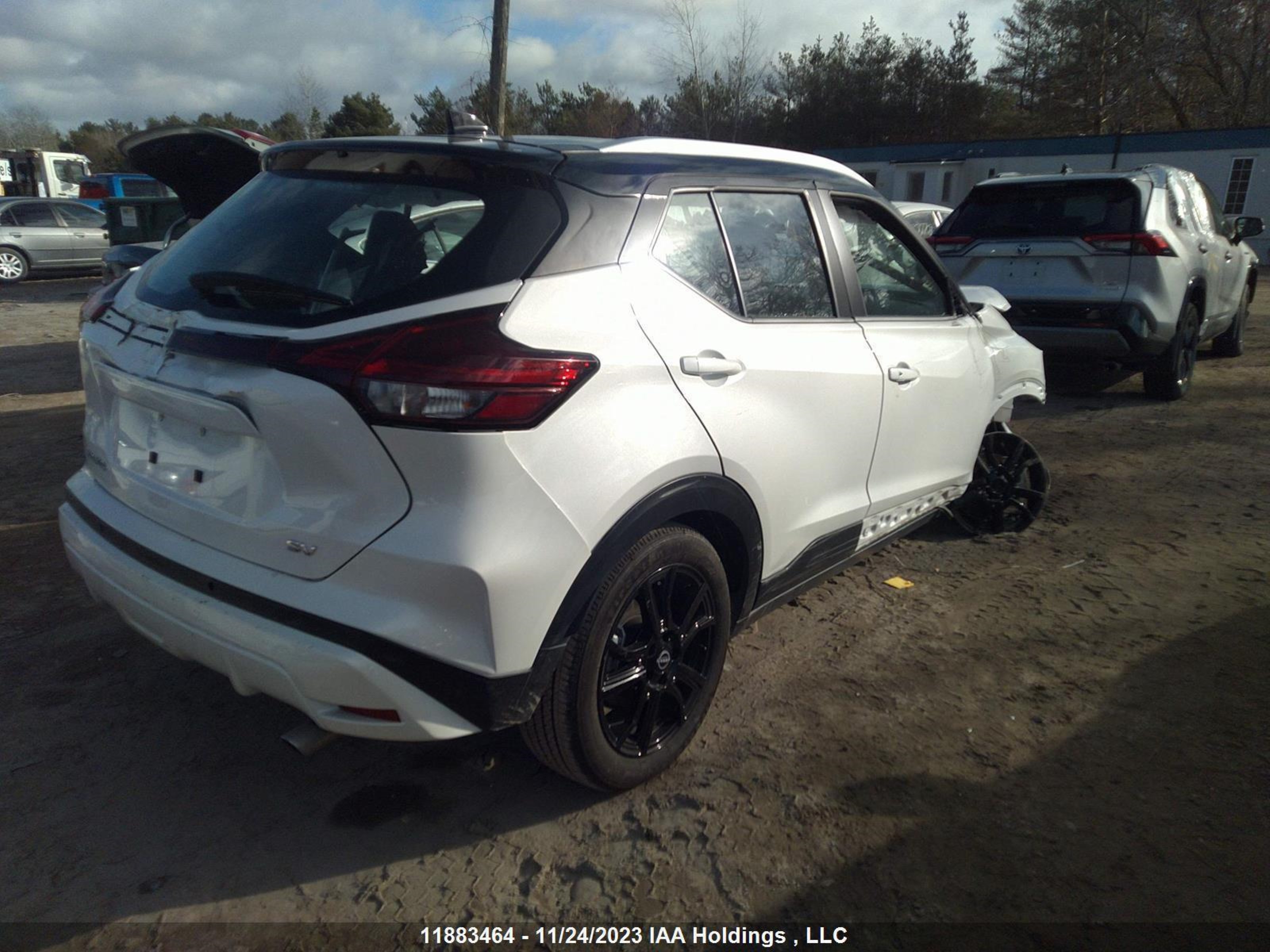 Photo 3 VIN: 3N1CP5CV4PL507948 - NISSAN KICKS 