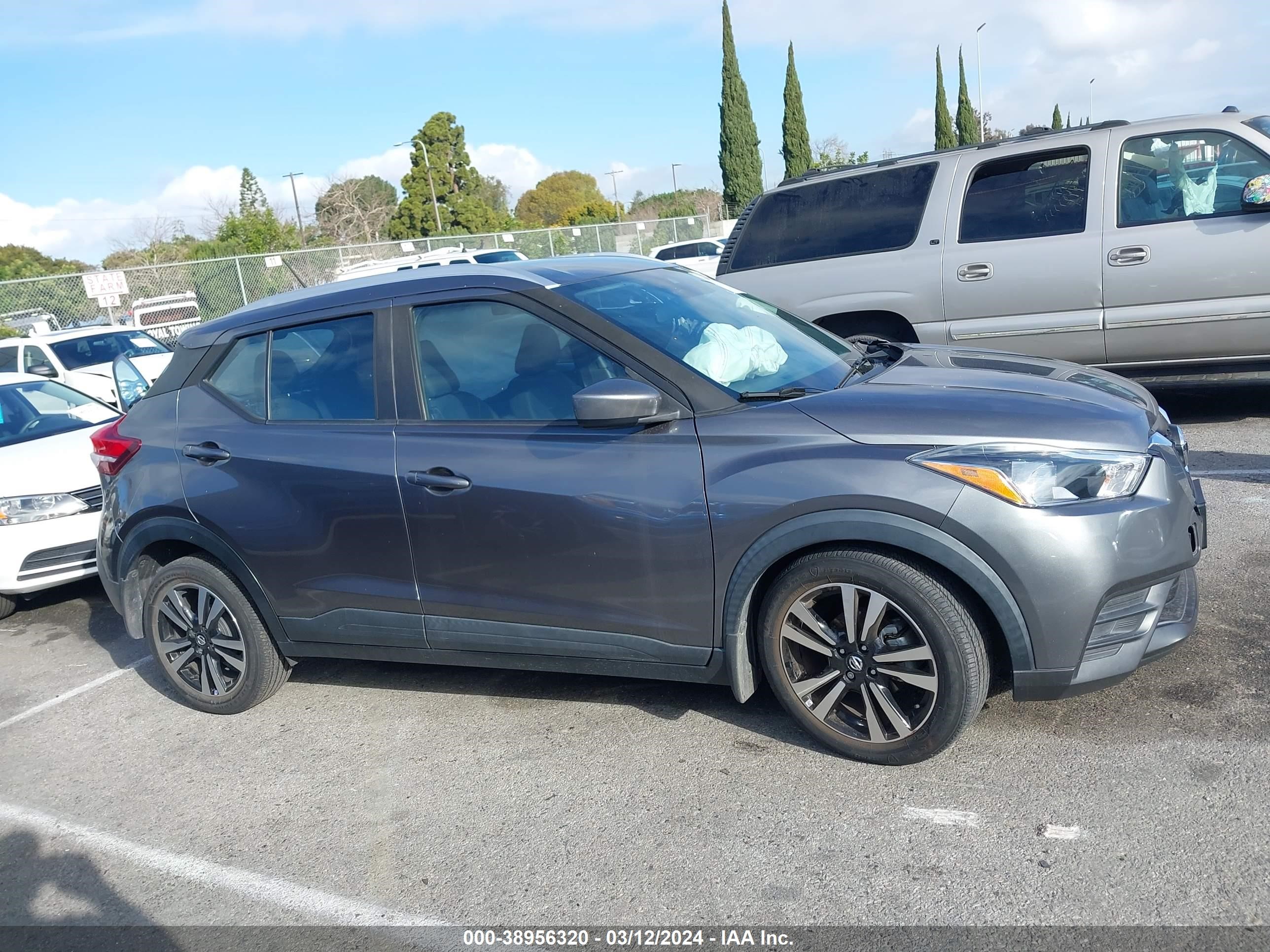 Photo 12 VIN: 3N1CP5CV5LL505703 - NISSAN KICKS 