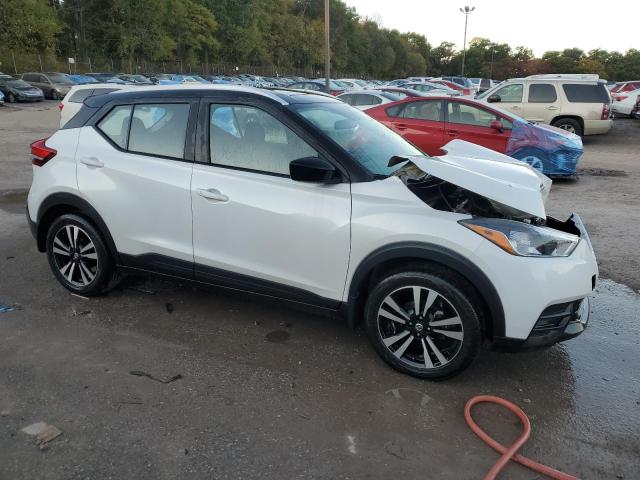 Photo 3 VIN: 3N1CP5CV5LL542220 - NISSAN KICKS SV 