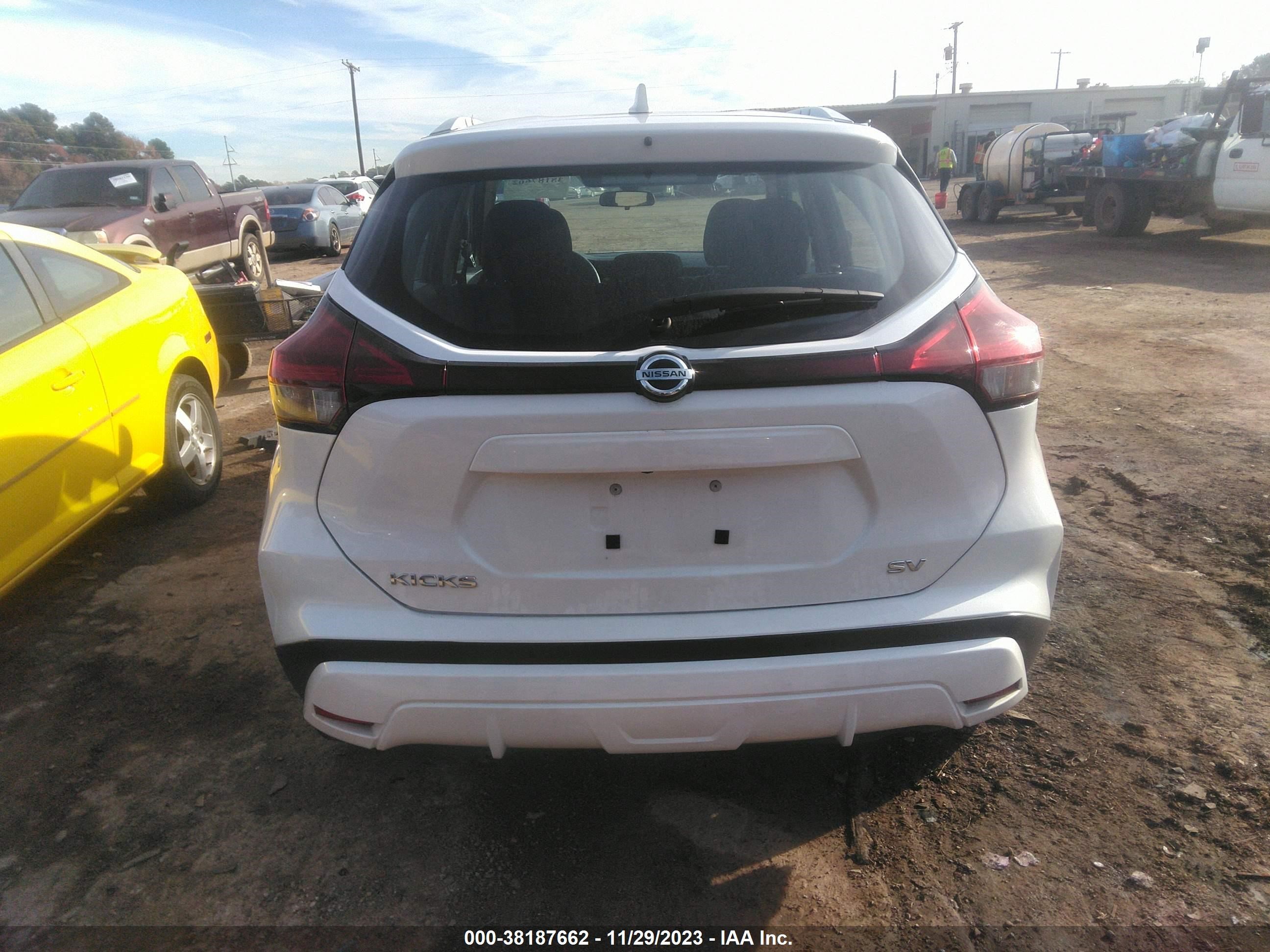 Photo 15 VIN: 3N1CP5CV5ML531574 - NISSAN KICKS 