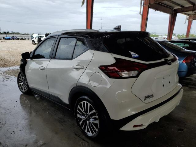 Photo 2 VIN: 3N1CP5CV5NL507390 - NISSAN KICKS SV 