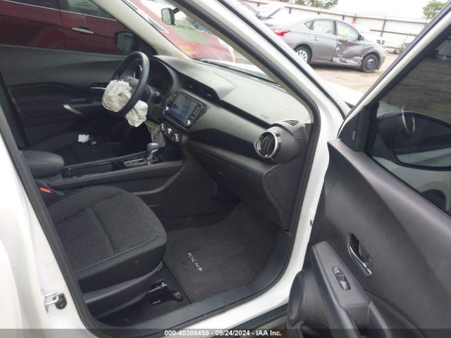 Photo 4 VIN: 3N1CP5CV5PL549965 - NISSAN KICKS 