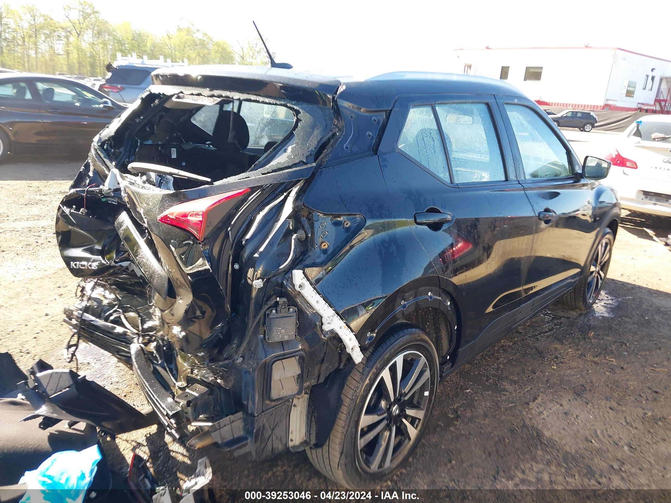 Photo 3 VIN: 3N1CP5CV6LL521490 - NISSAN KICKS 