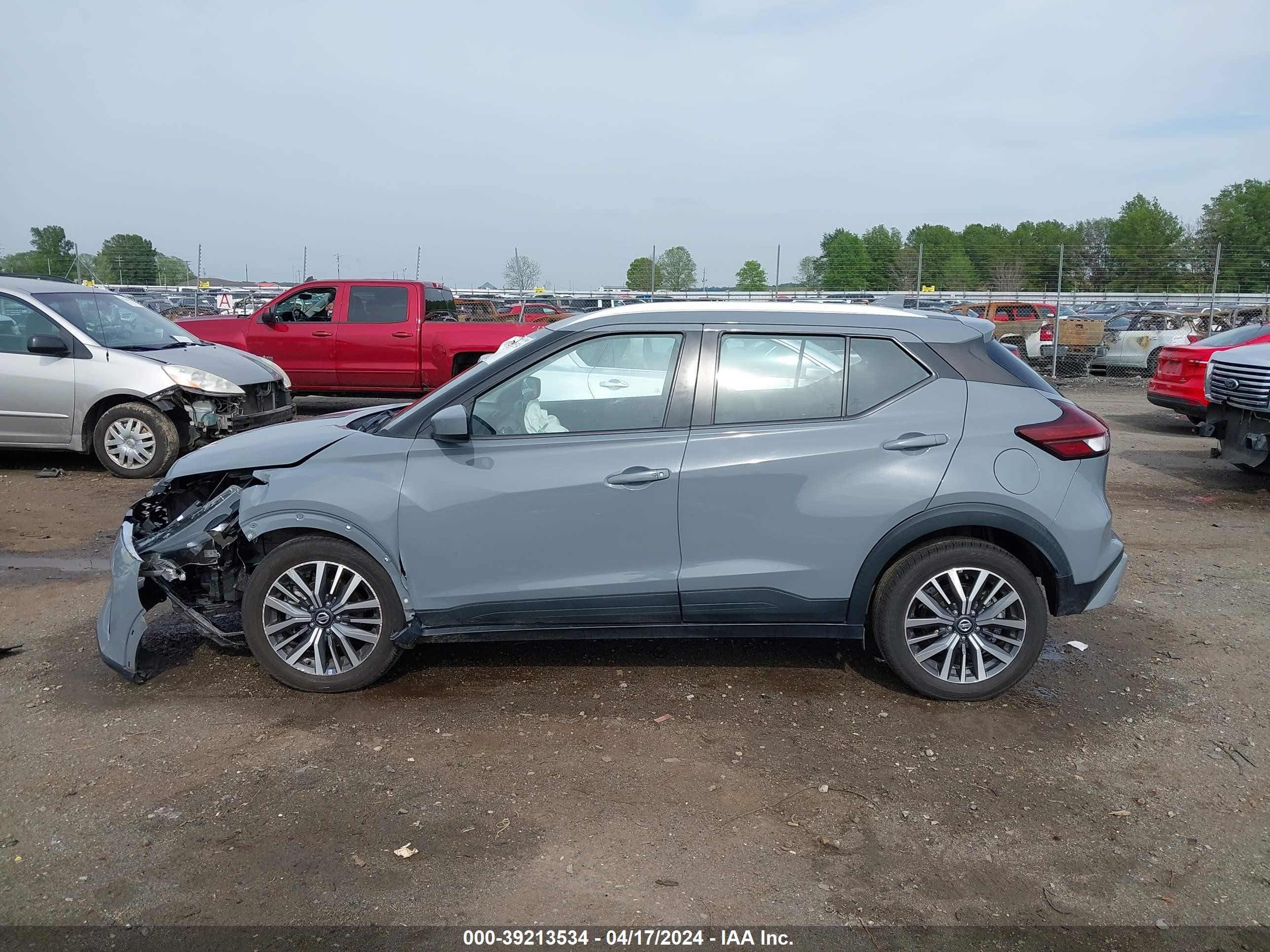 Photo 13 VIN: 3N1CP5CV6ML471515 - NISSAN KICKS 