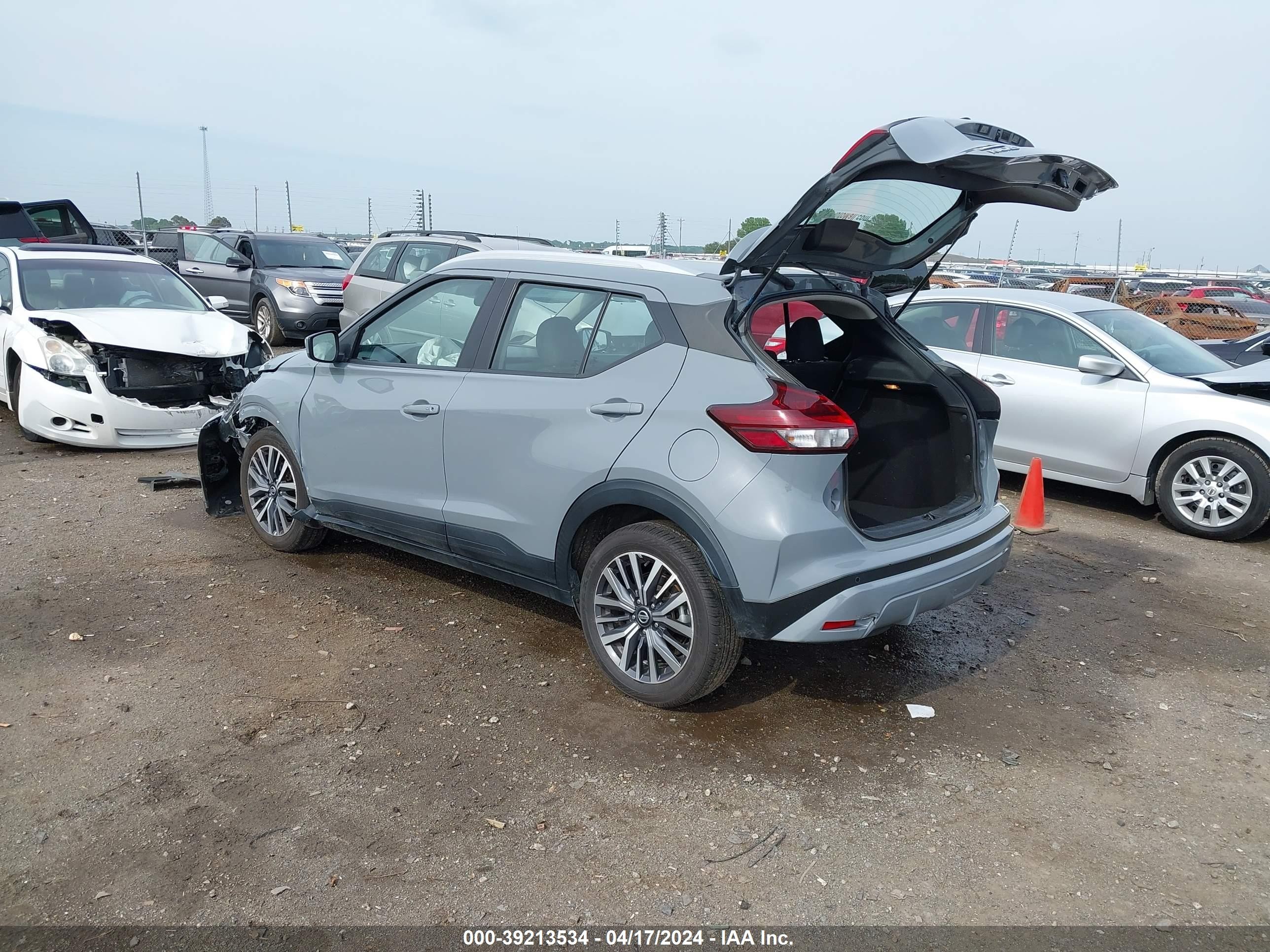 Photo 2 VIN: 3N1CP5CV6ML471515 - NISSAN KICKS 