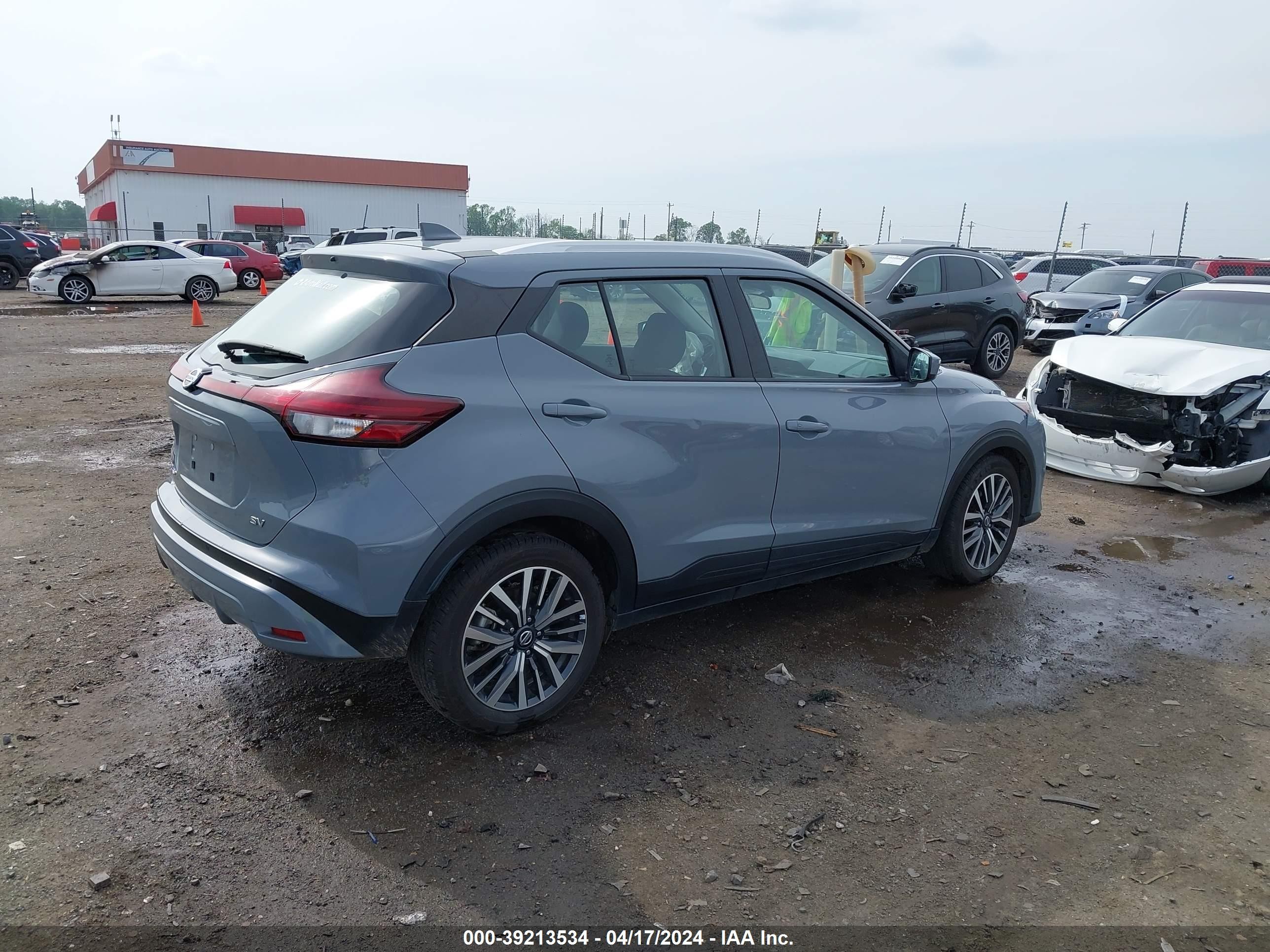 Photo 3 VIN: 3N1CP5CV6ML471515 - NISSAN KICKS 