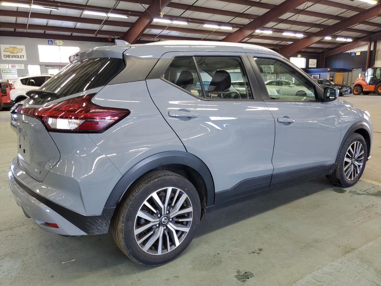 Photo 2 VIN: 3N1CP5CV6ML500933 - NISSAN KICKS 