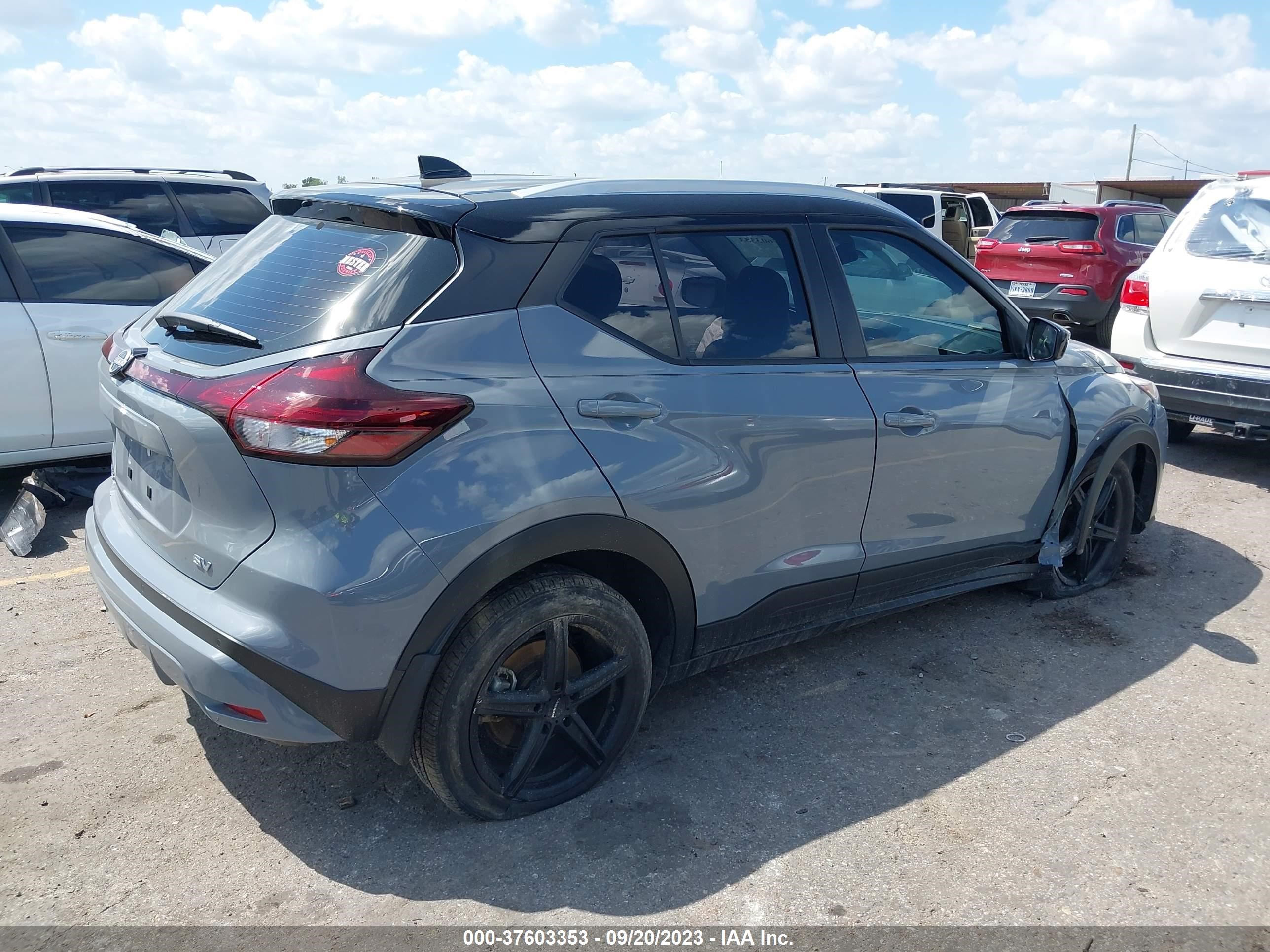 Photo 3 VIN: 3N1CP5CV6NL502957 - NISSAN KICKS 