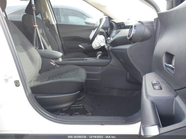 Photo 4 VIN: 3N1CP5CV6PL482034 - NISSAN KICKS 