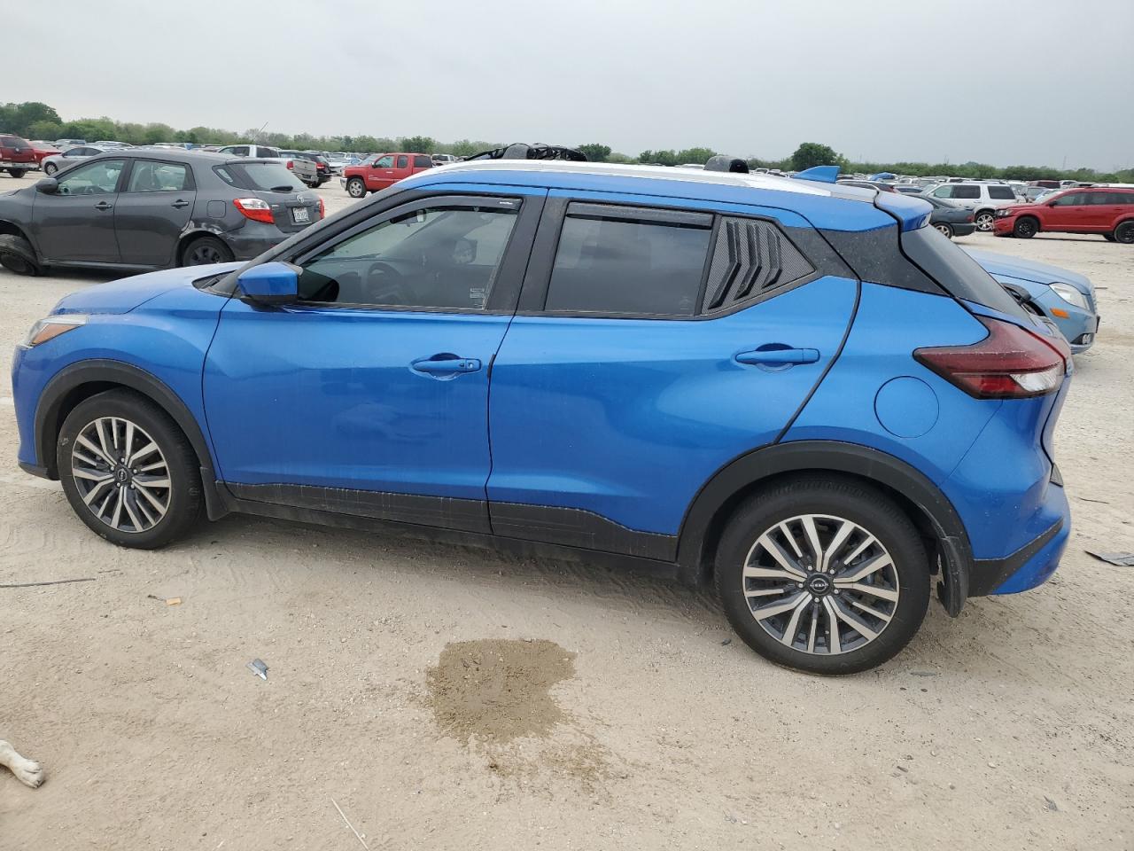 Photo 1 VIN: 3N1CP5CV6PL553247 - NISSAN KICKS 