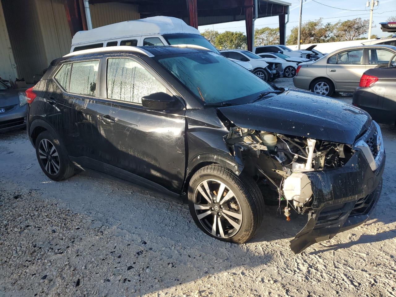 Photo 3 VIN: 3N1CP5CV7LL498415 - NISSAN KICKS 