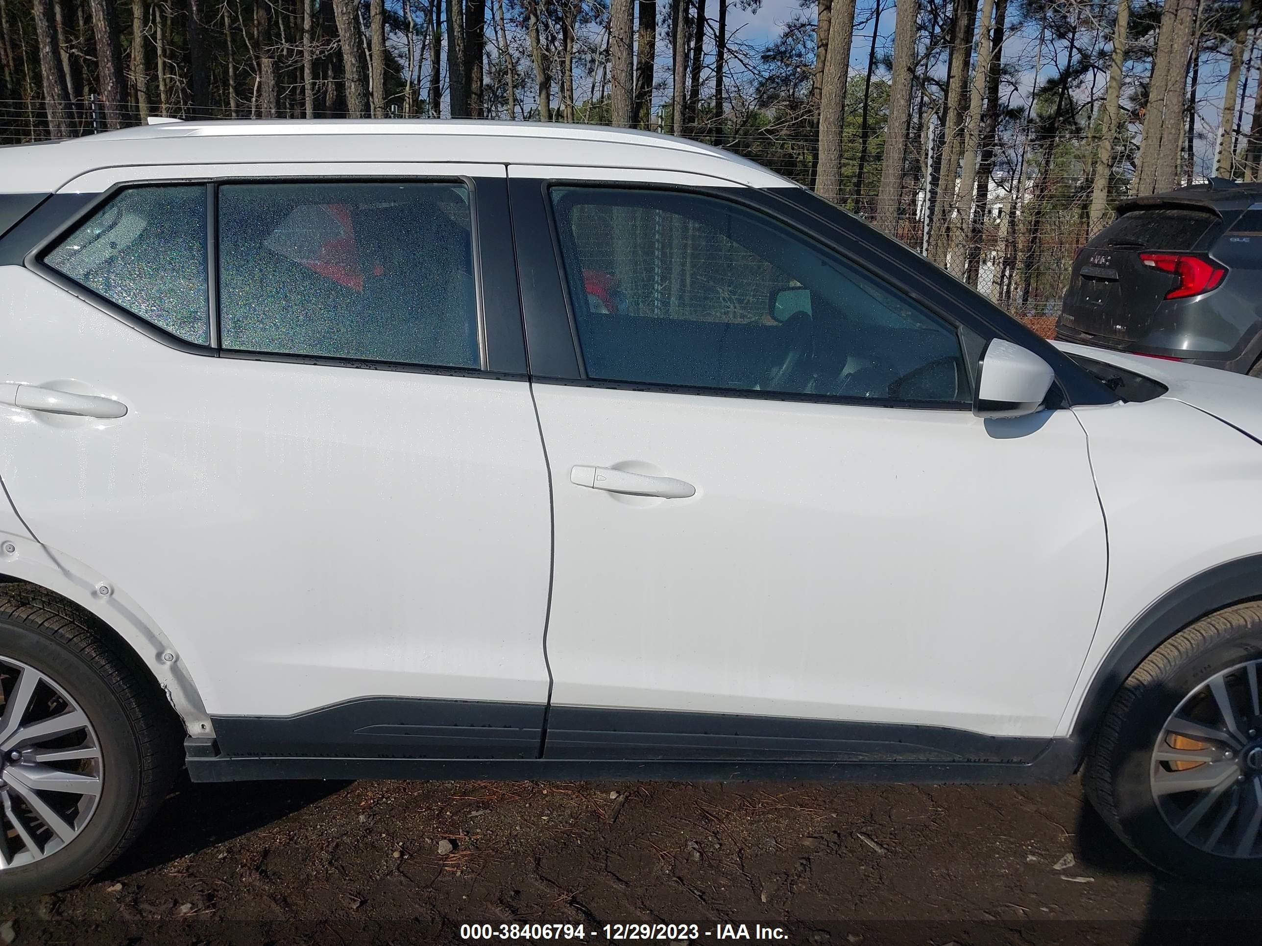 Photo 12 VIN: 3N1CP5CV7ML476948 - NISSAN KICKS 