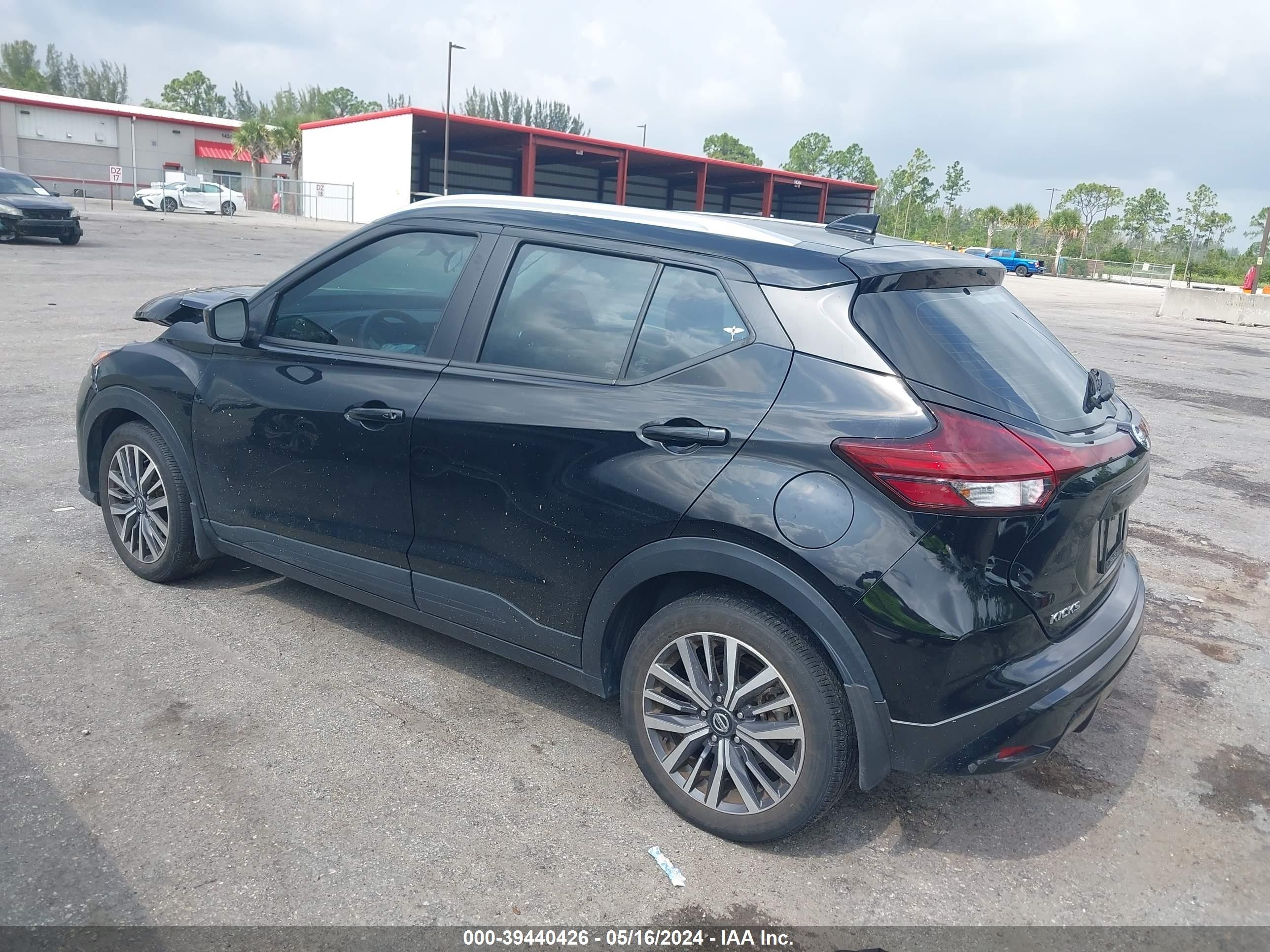 Photo 2 VIN: 3N1CP5CV7ML494754 - NISSAN KICKS 