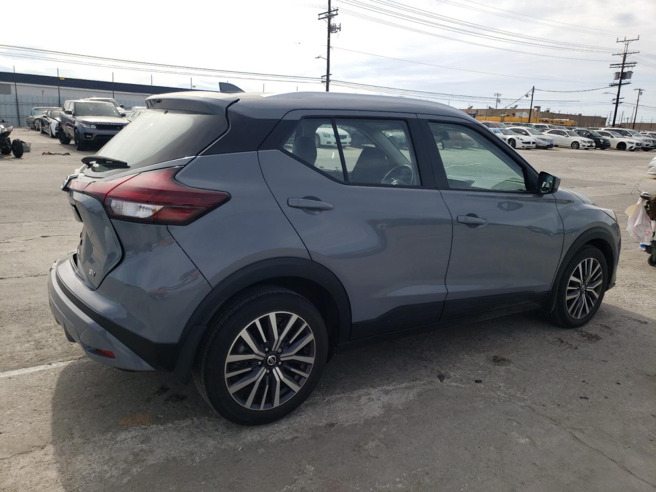 Photo 2 VIN: 3N1CP5CV7ML496102 - NISSAN KICKS 