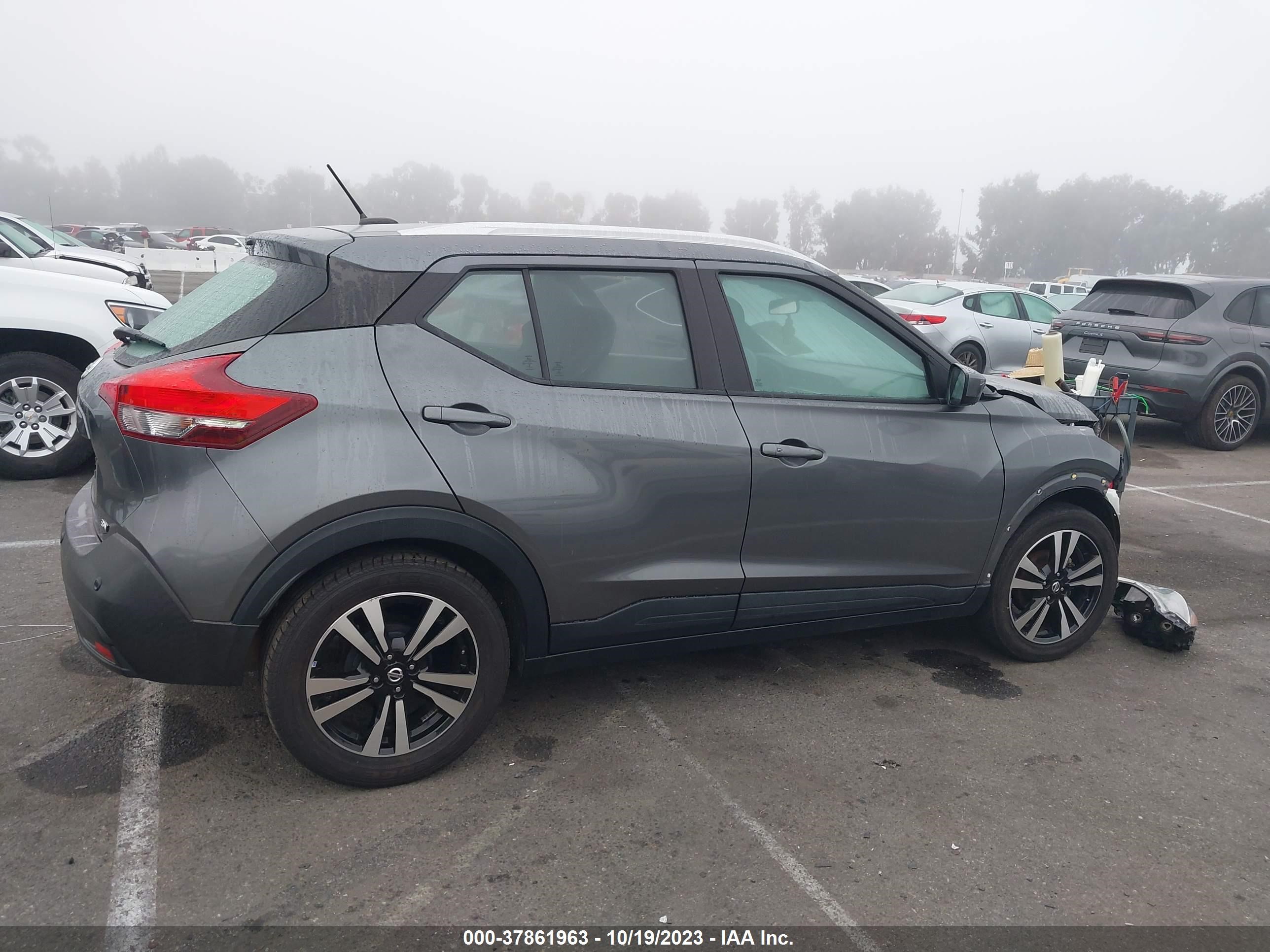 Photo 13 VIN: 3N1CP5CV8LL478979 - NISSAN KICKS 