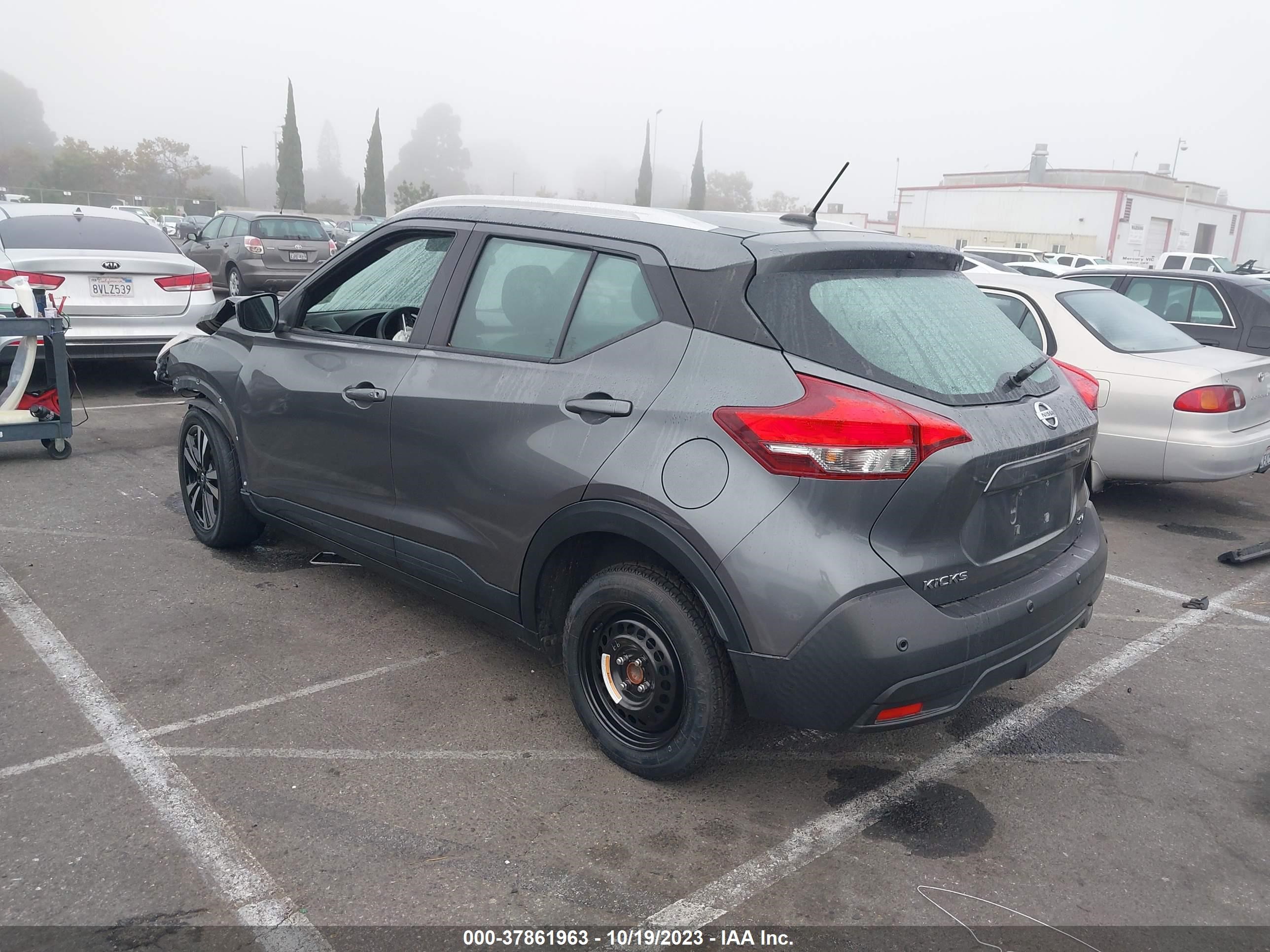 Photo 2 VIN: 3N1CP5CV8LL478979 - NISSAN KICKS 