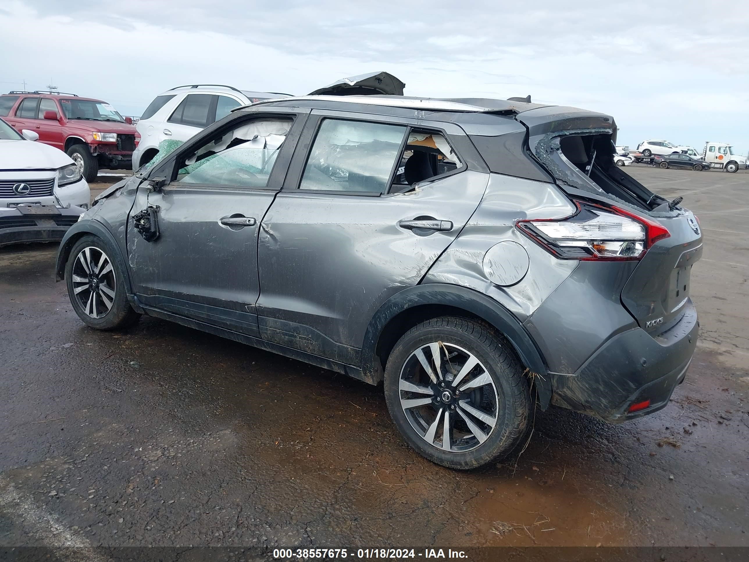 Photo 2 VIN: 3N1CP5CV8LL498245 - NISSAN KICKS 