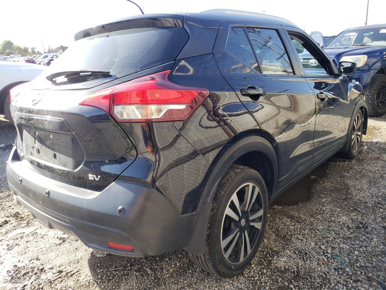 Photo 2 VIN: 3N1CP5CV8LL543684 - NISSAN KICKS 