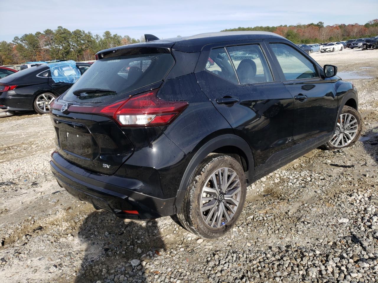 Photo 2 VIN: 3N1CP5CV8ML528779 - NISSAN KICKS 