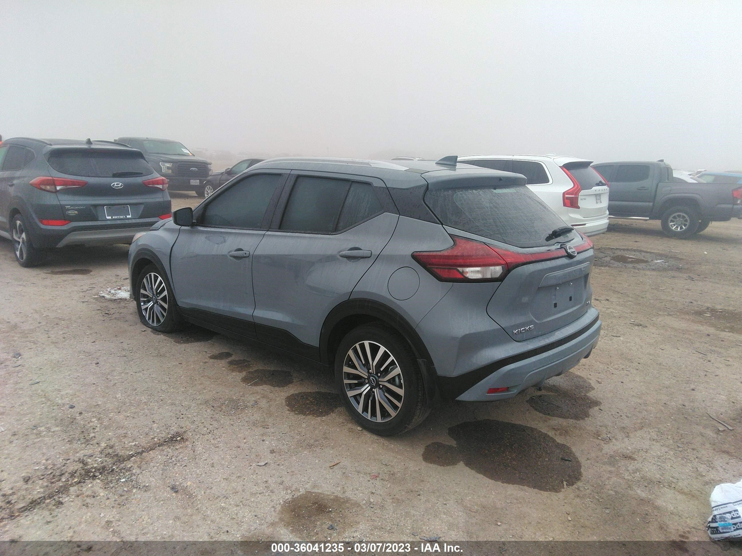 Photo 2 VIN: 3N1CP5CV8NL514415 - NISSAN KICKS 