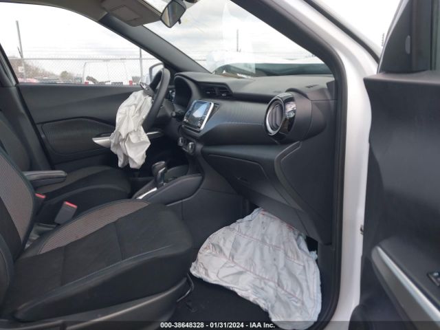 Photo 4 VIN: 3N1CP5CV9LL522147 - NISSAN KICKS 